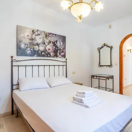 Empedrola Inftour * Calpe